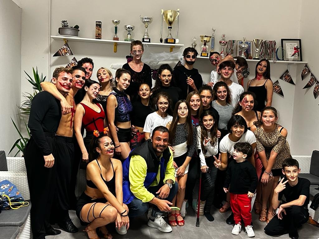 Allenamento a tema Halloween in casa Asd Crazy Dance!